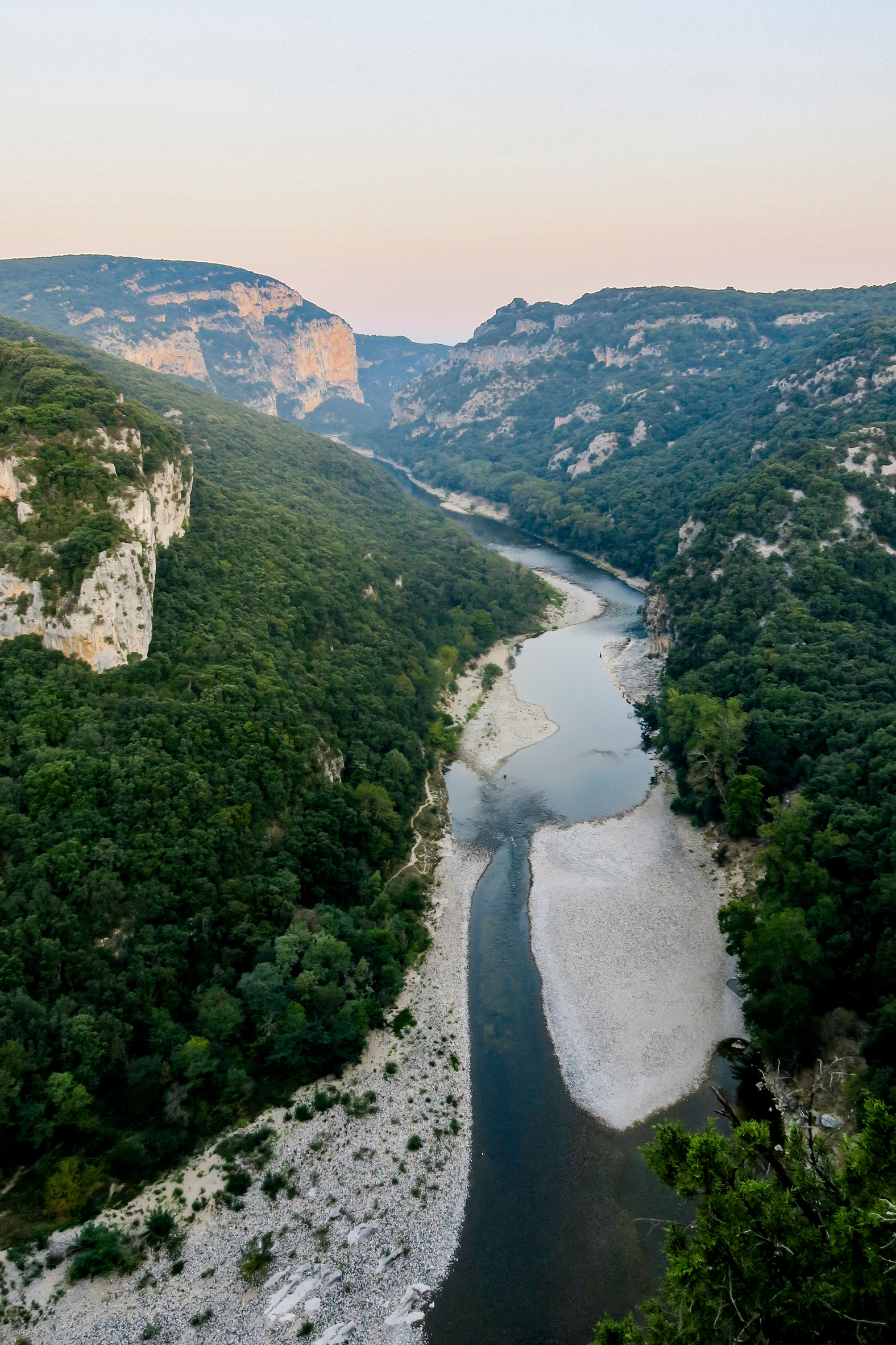 les gorges de l'ardeche depuis le bivouac de Gaud réserve naturelle