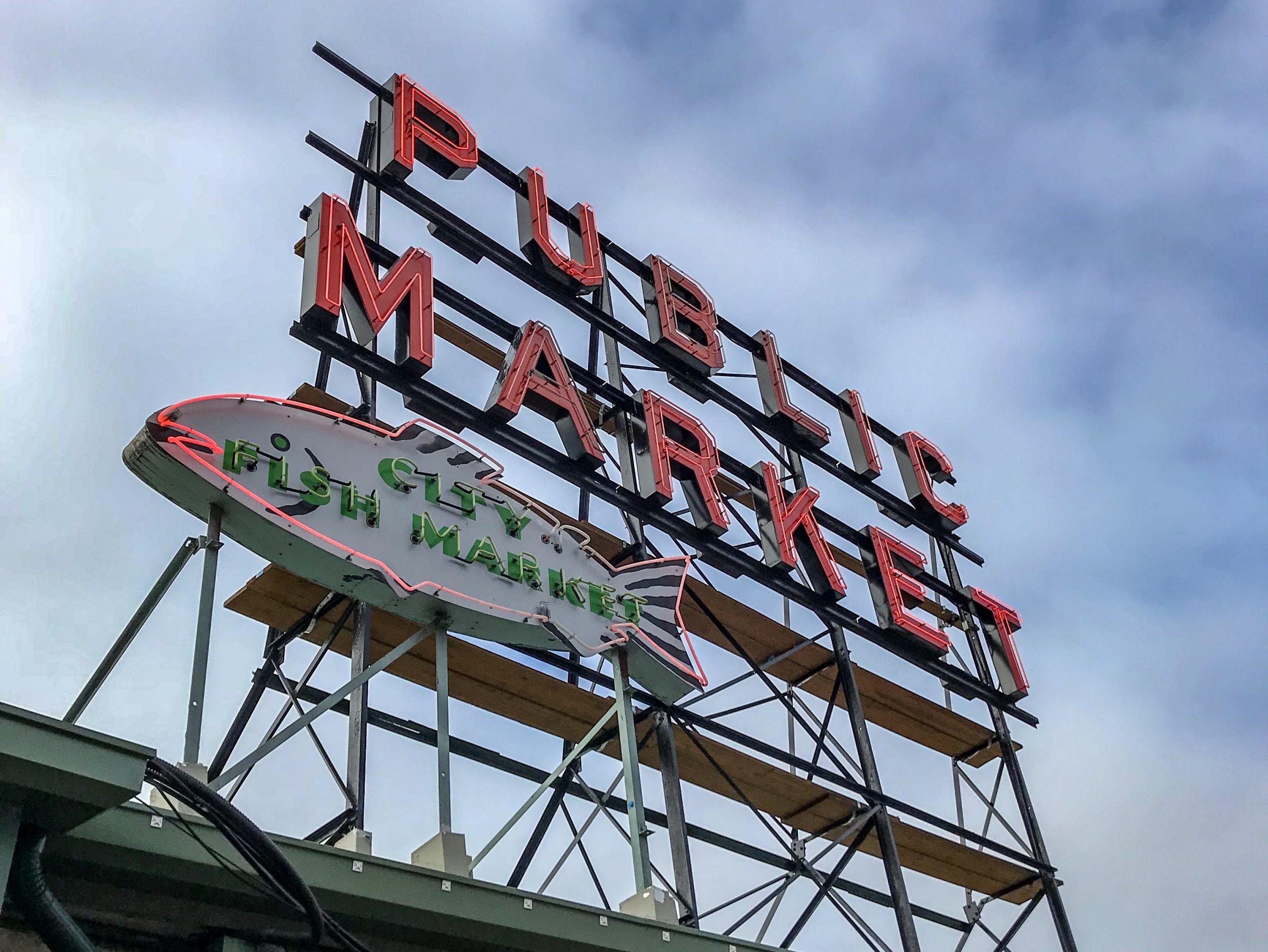 enseigne du public market