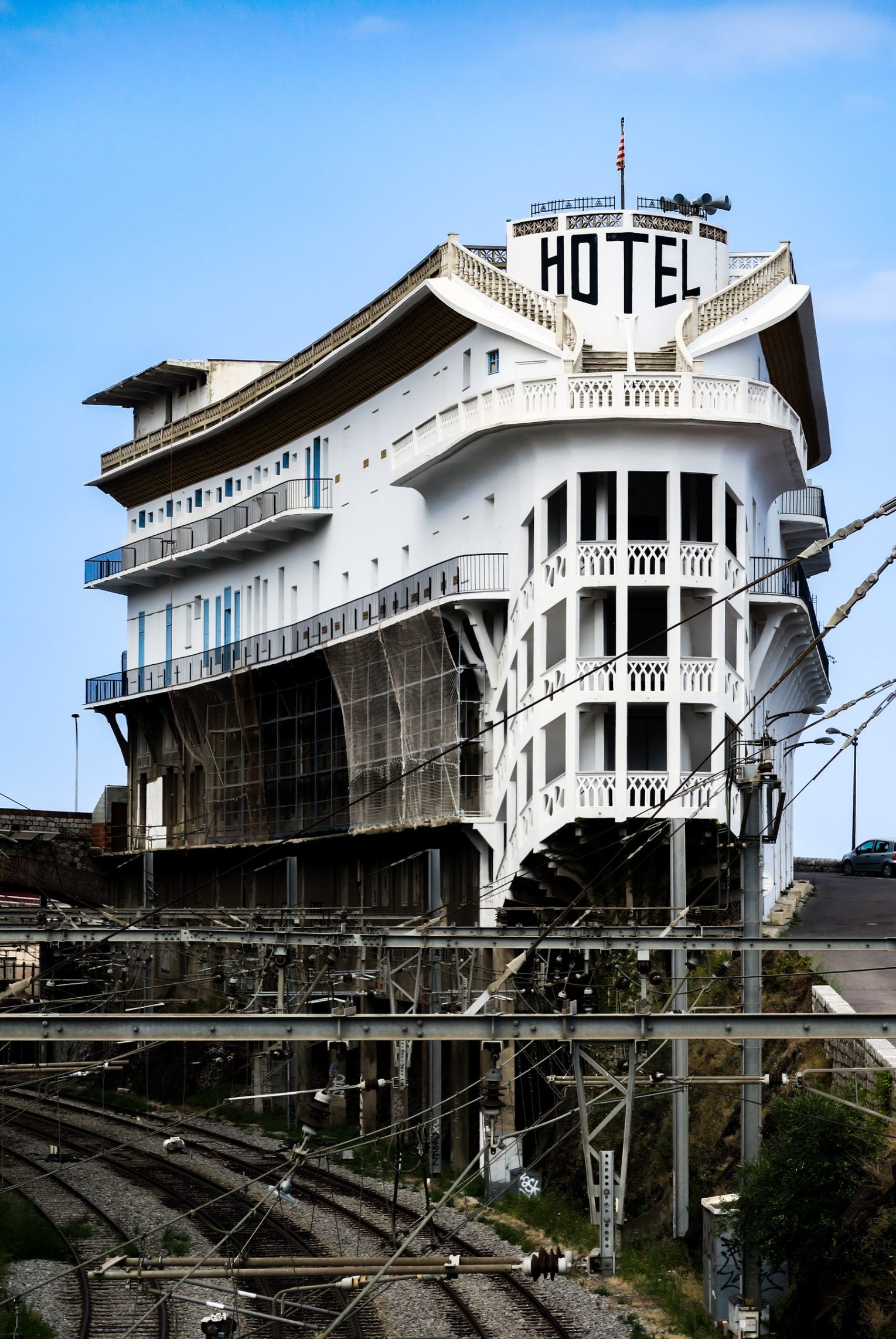 hotel insolite cerbere
