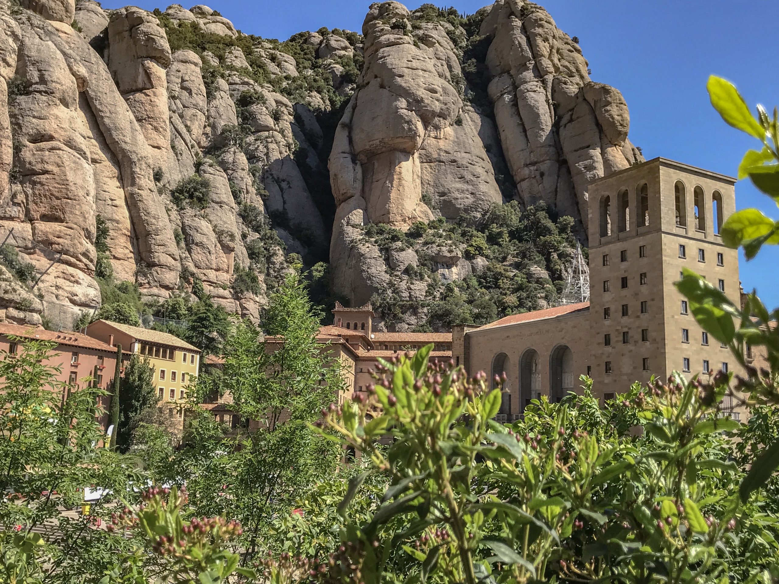 monastere de montserrat barcelone insolite