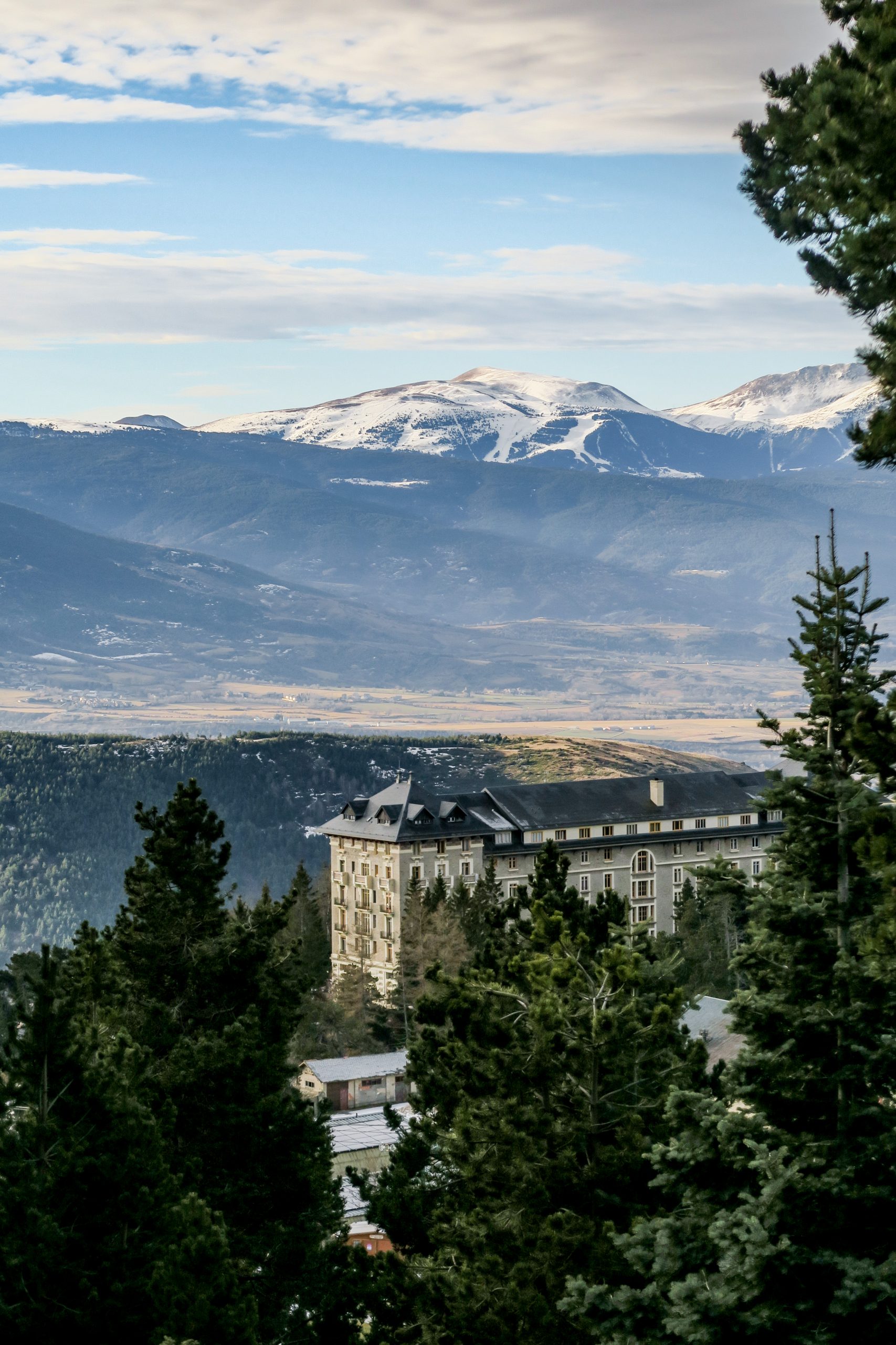 vue sur font romeu depuis le musée sans murs en cerdagne