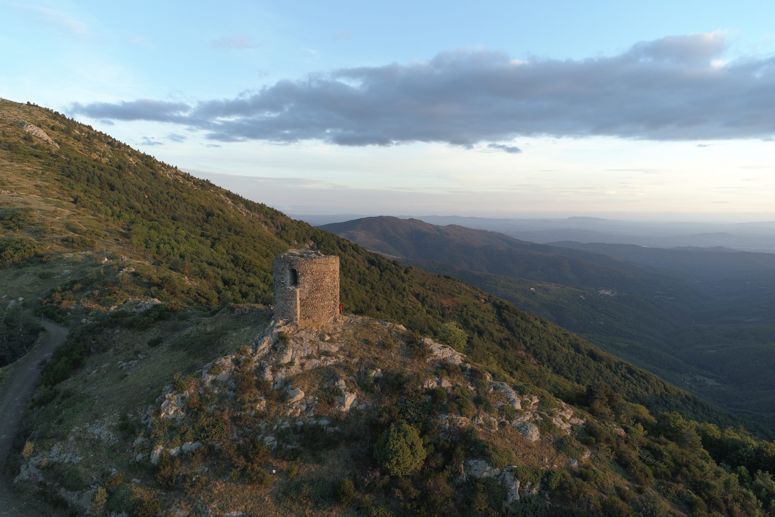 tour de batère en pyrénées-orientales