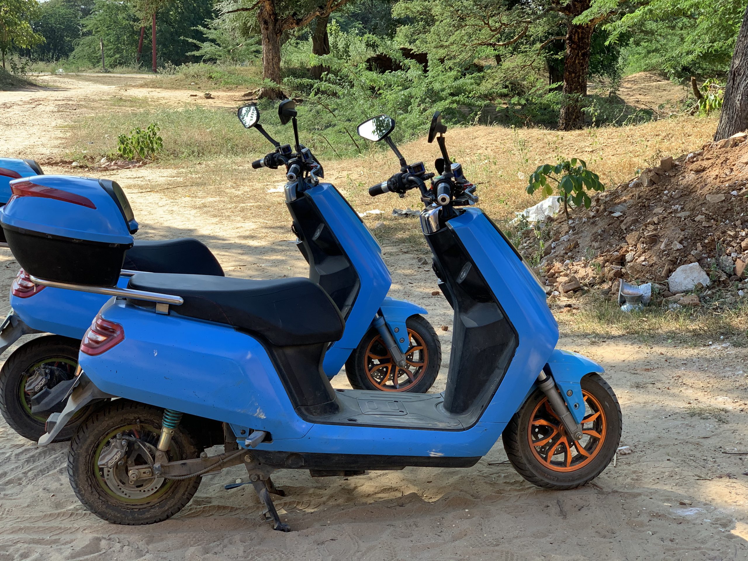 scooter électrique birmanie bagan