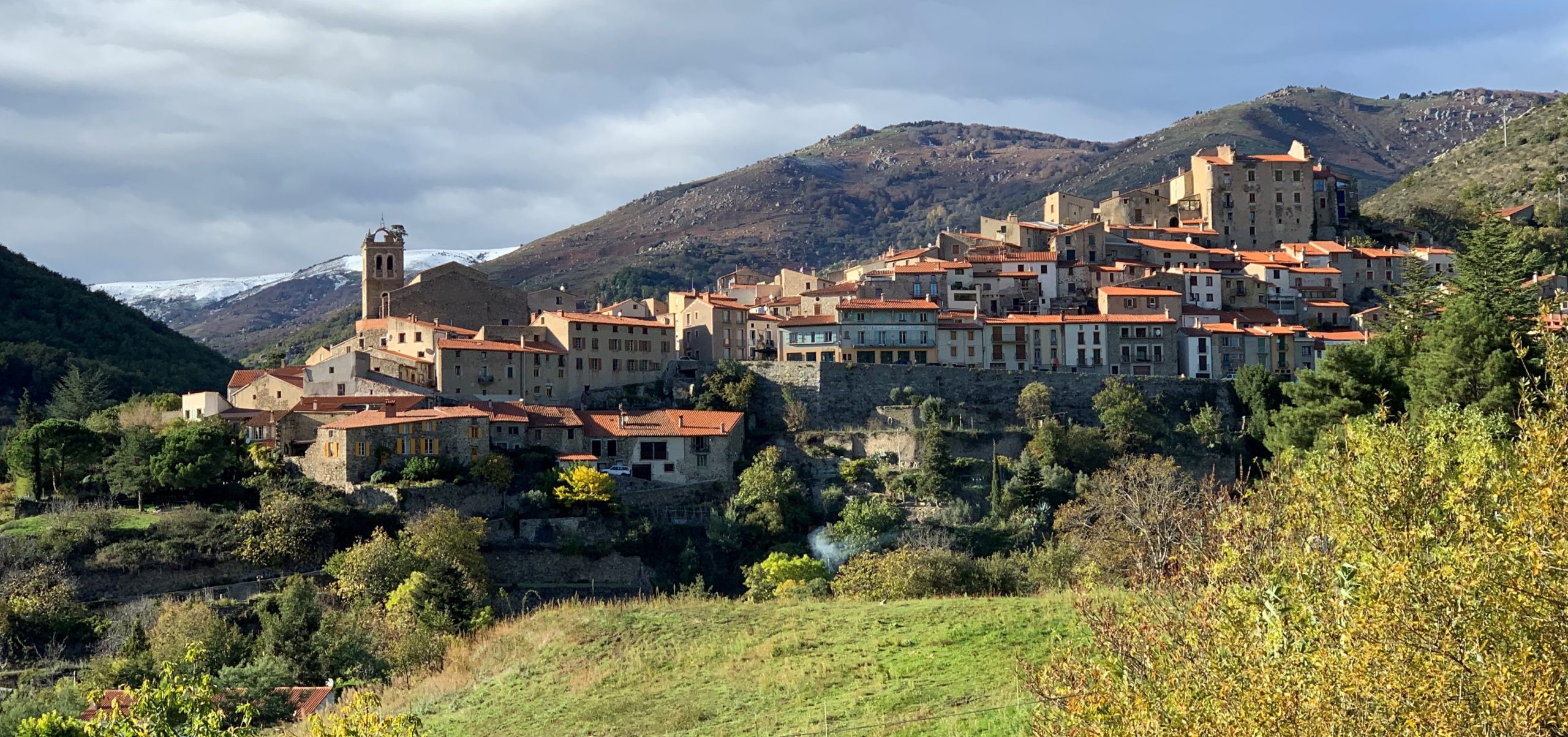 village de mosset pyrénées orientales
