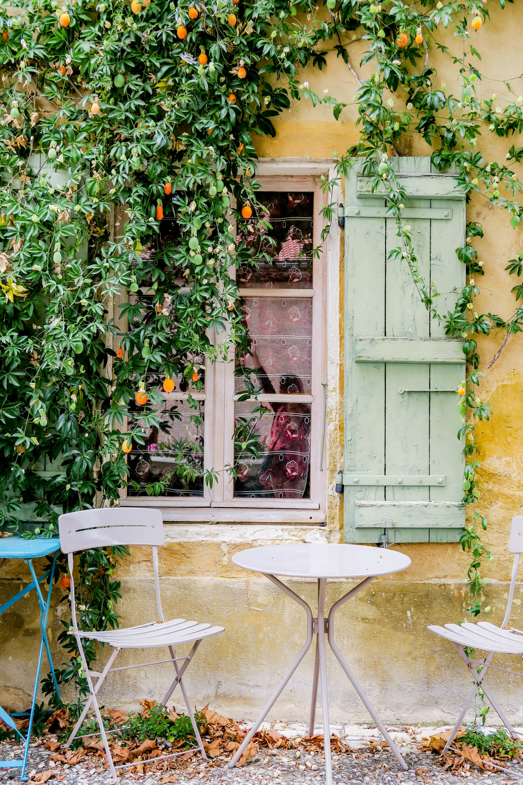 lavardens plus beaux villages de france
