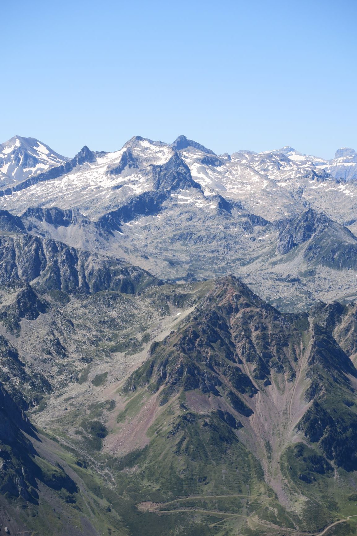 vue depuis le sommet du pic du midi