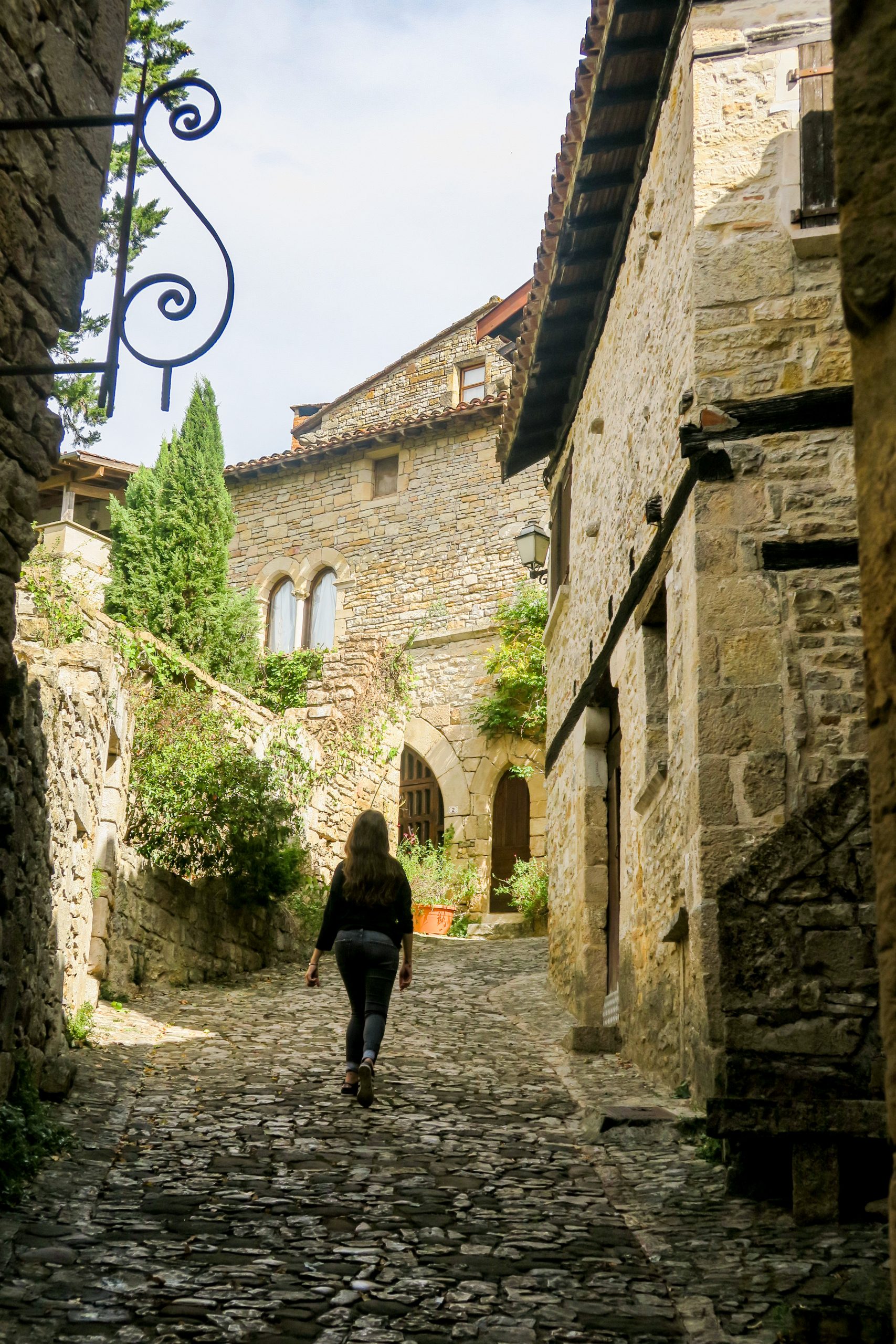village de Bruniquel blog kikimagtravel