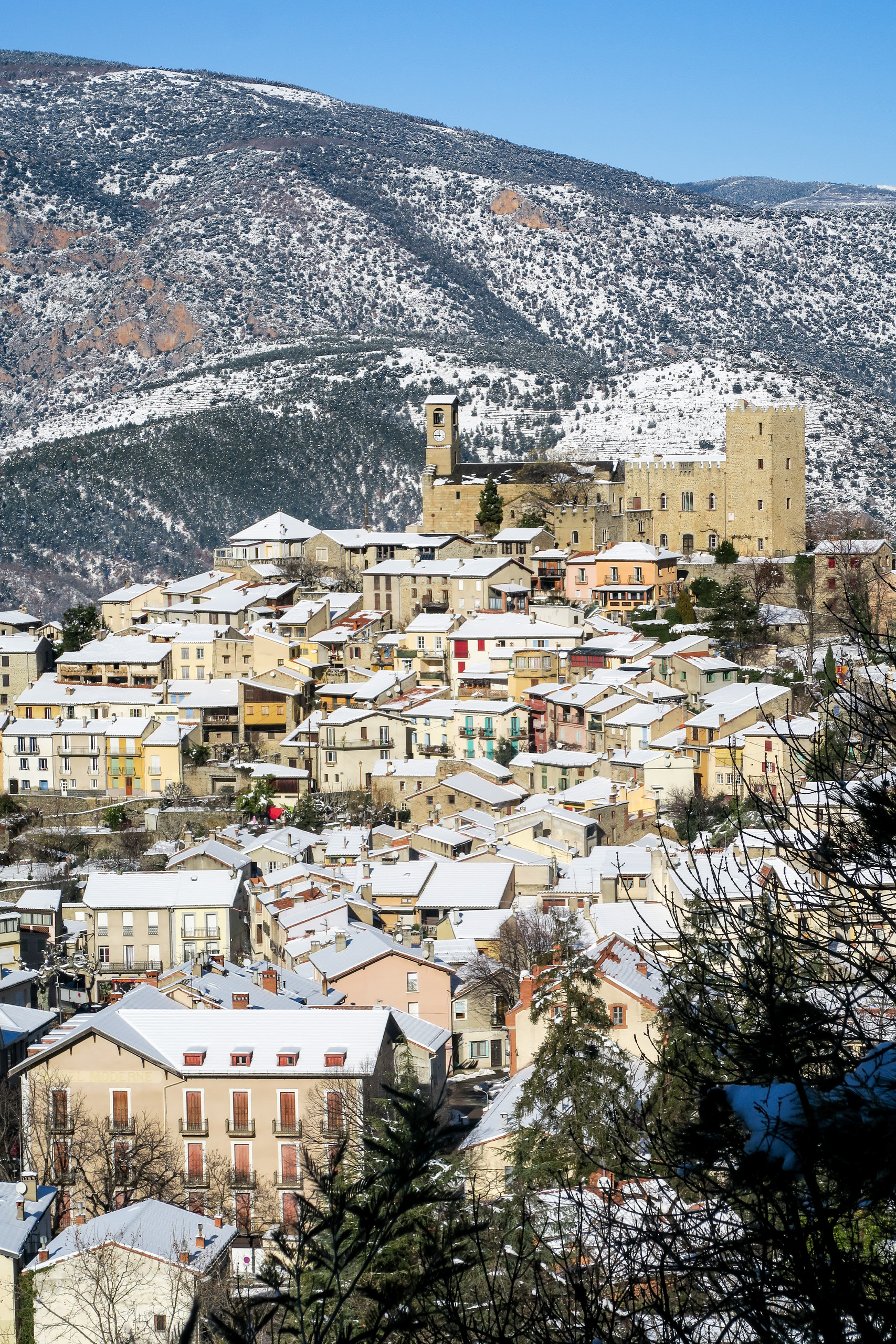 point de vue sur le village de vernet les bains