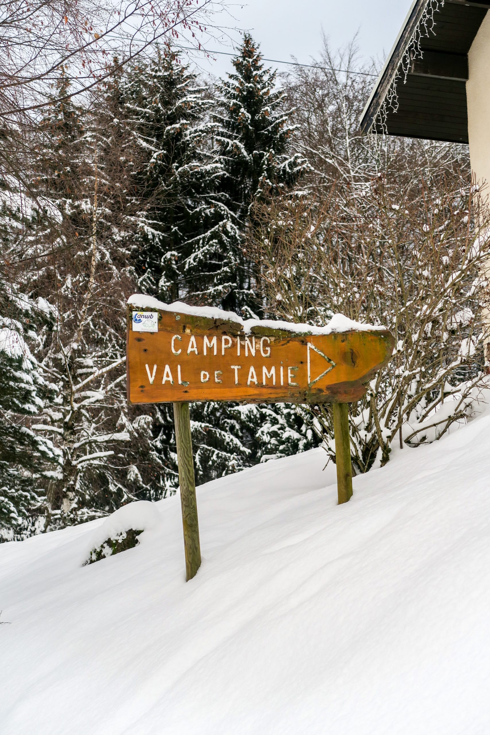 camping val de tamié pays albertville en hiver