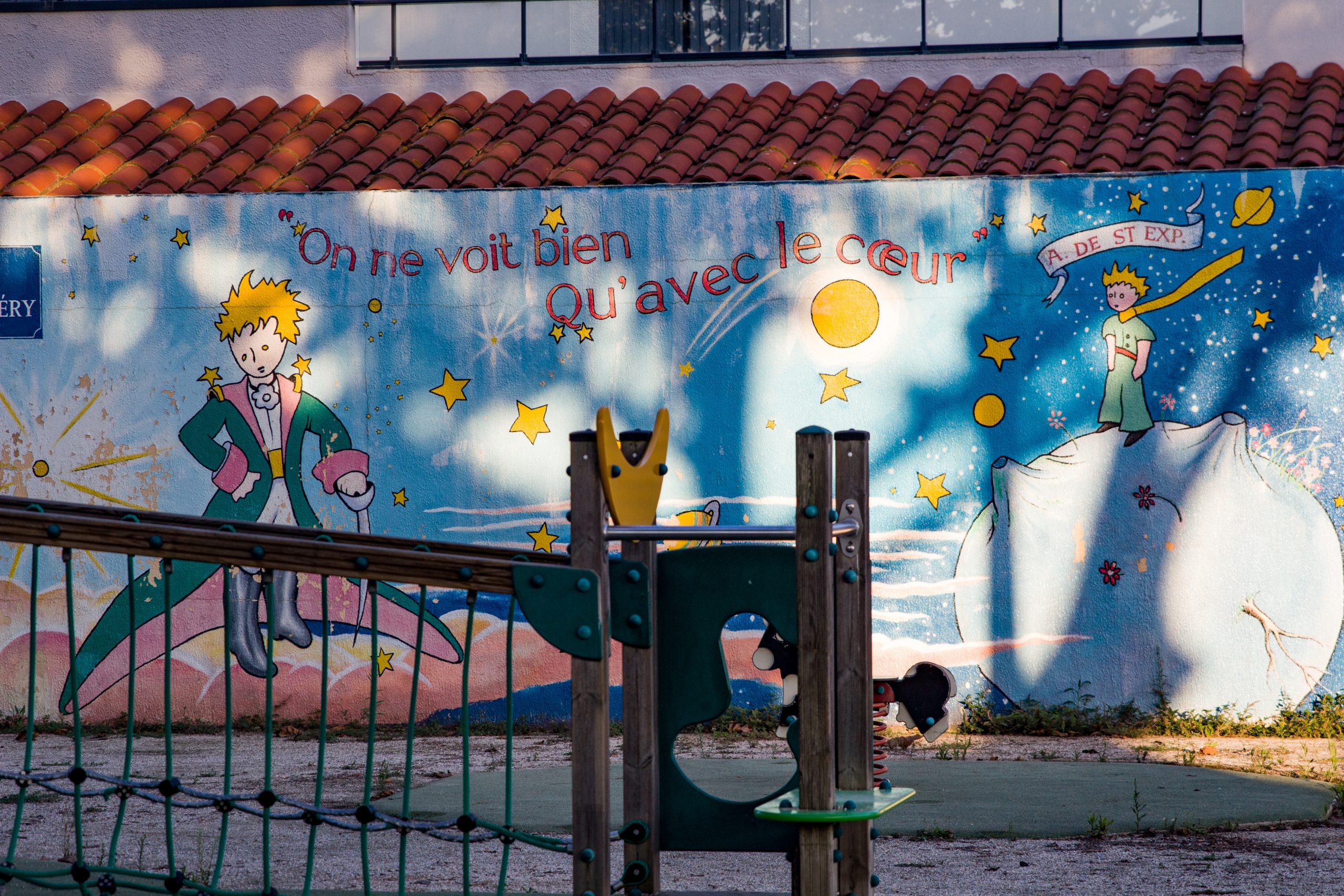 fresque petit prince sainte marie la mer