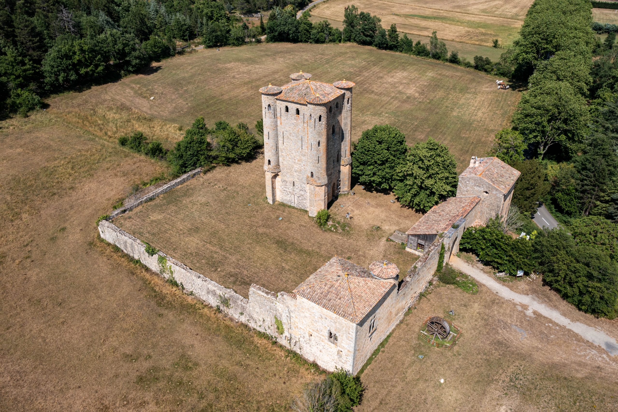 château d'arques drone
