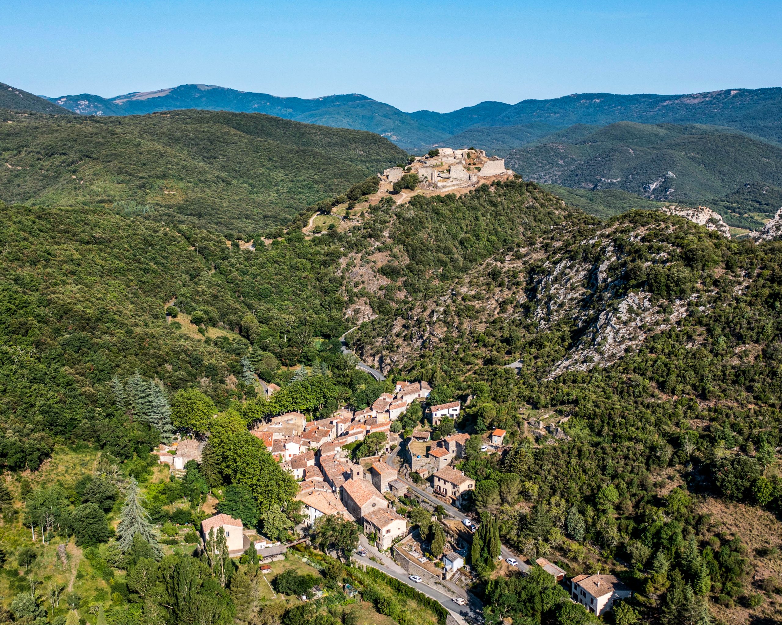 village de termes et son château cathare