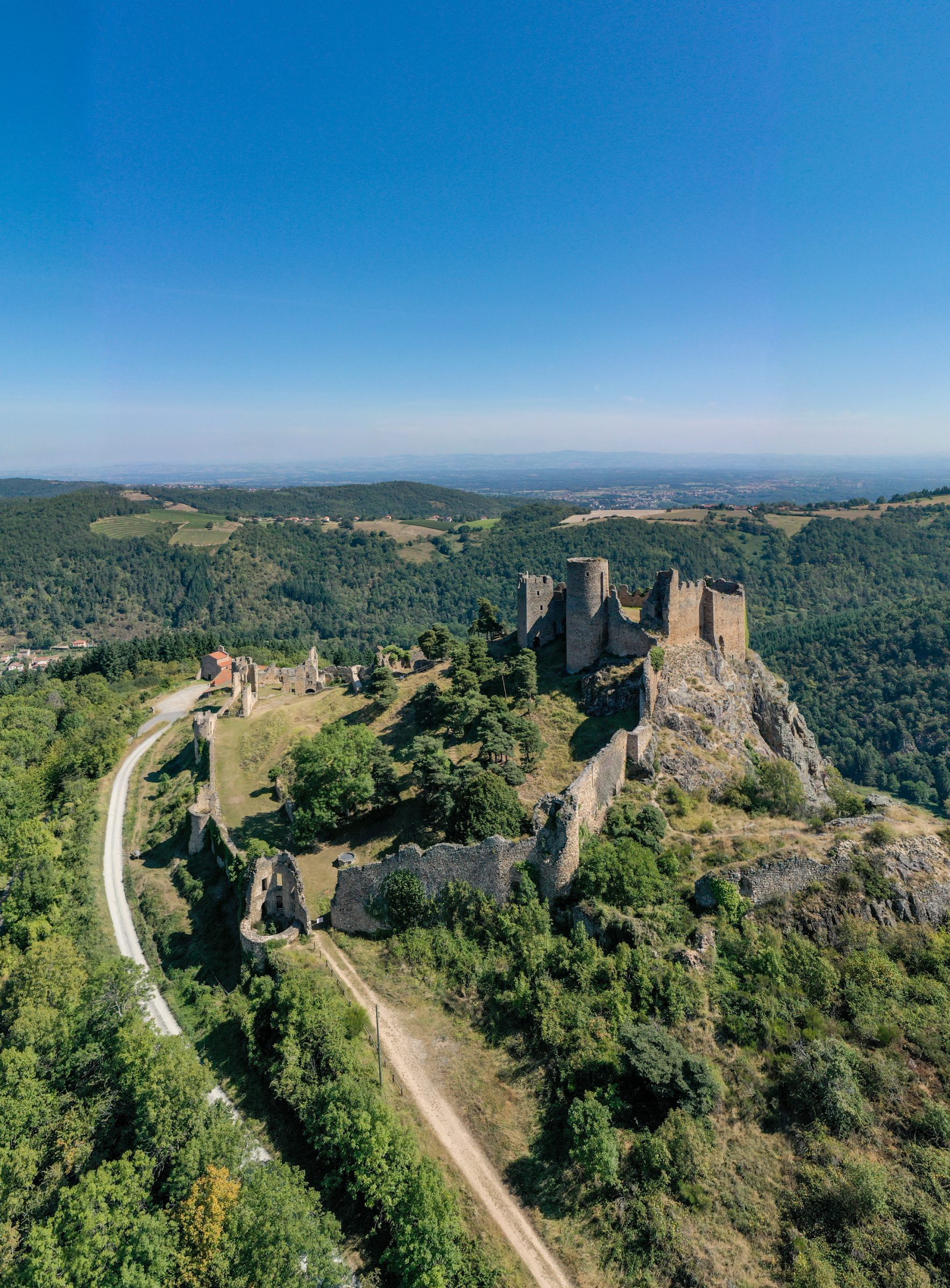 chateau de couzan drone 42