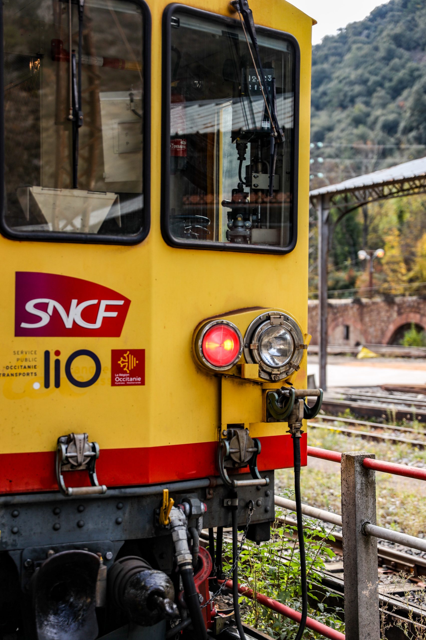 train jaune lieux insolites à fair