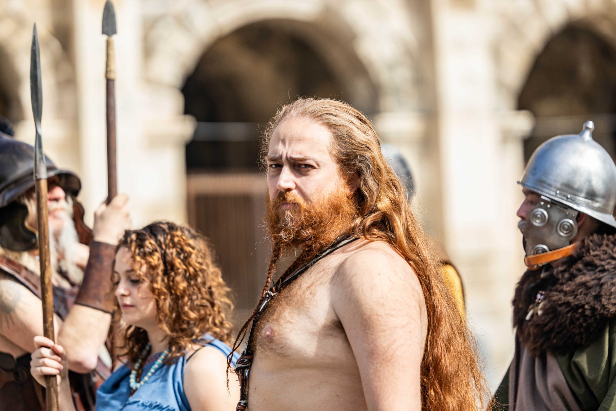 barbares acteurs nimes