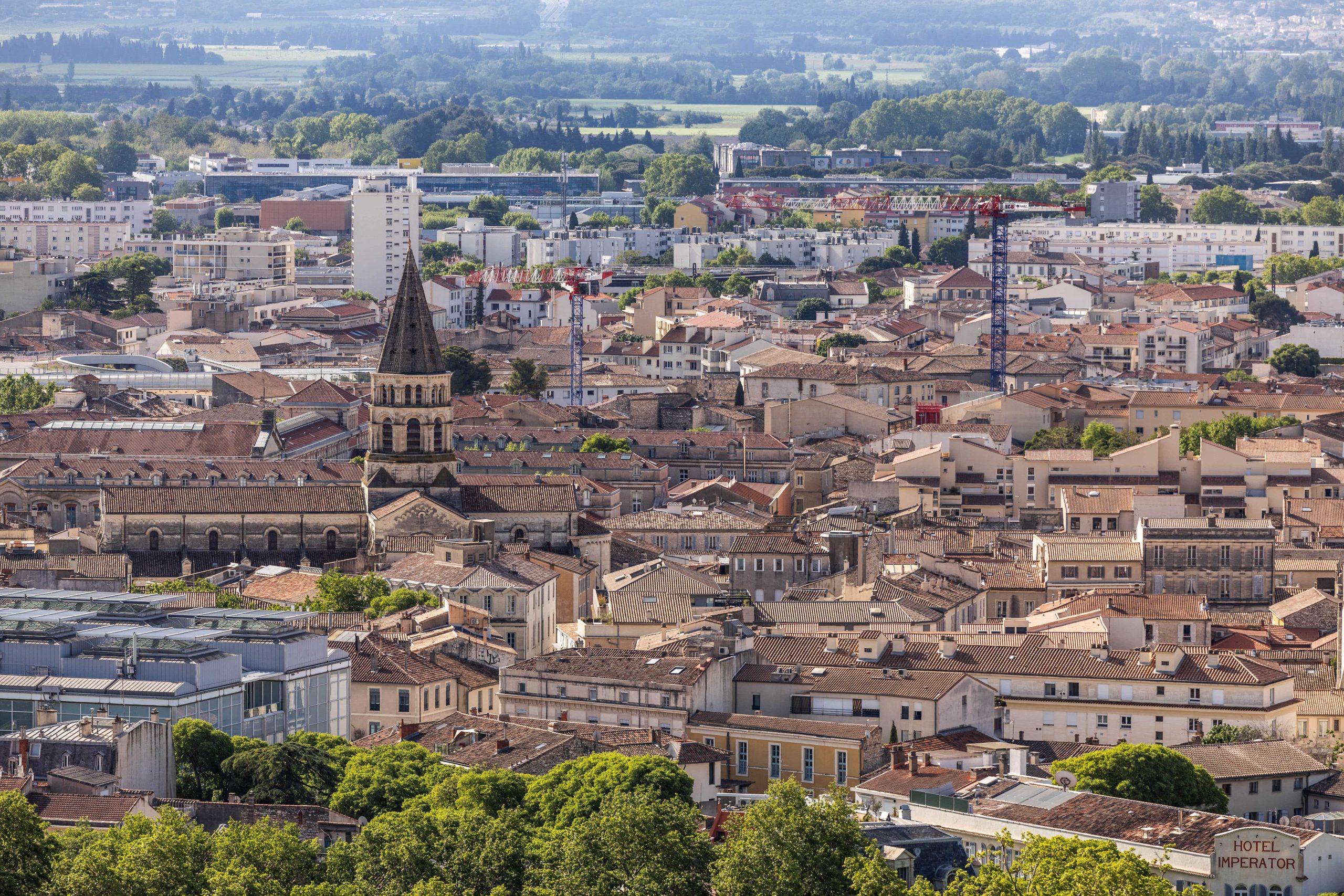 vue sur nimes depuis la tour magne